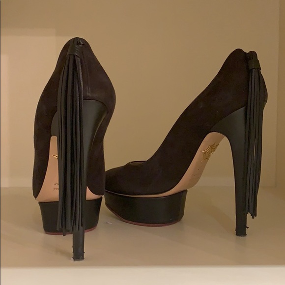 Charlotte Olympia Dark Horse tasselled suede pumps - Picture 4 of 4